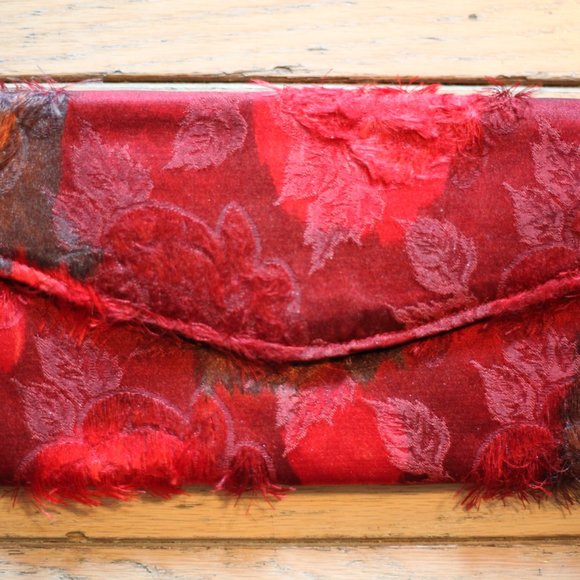 Custom Made-1960's Vintage Gown & Clutch - Picture 5 of 14